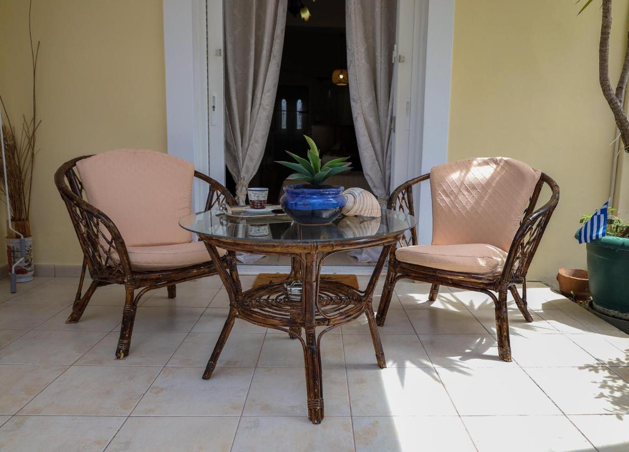Nikitas Apartment 1 Каламата Экстерьер фото
